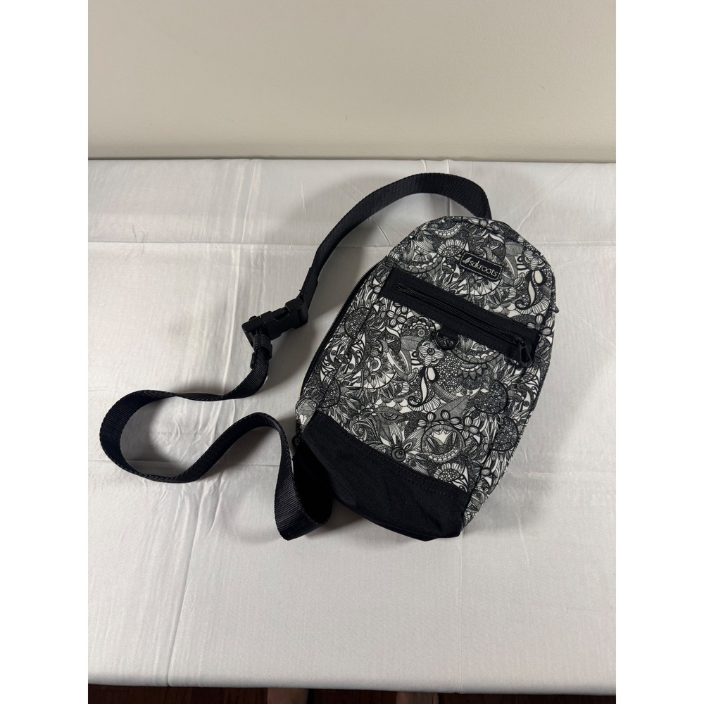 Sakroots Black White Floral Sling Crossbody Bag Canvas Backpack Travel Purse
